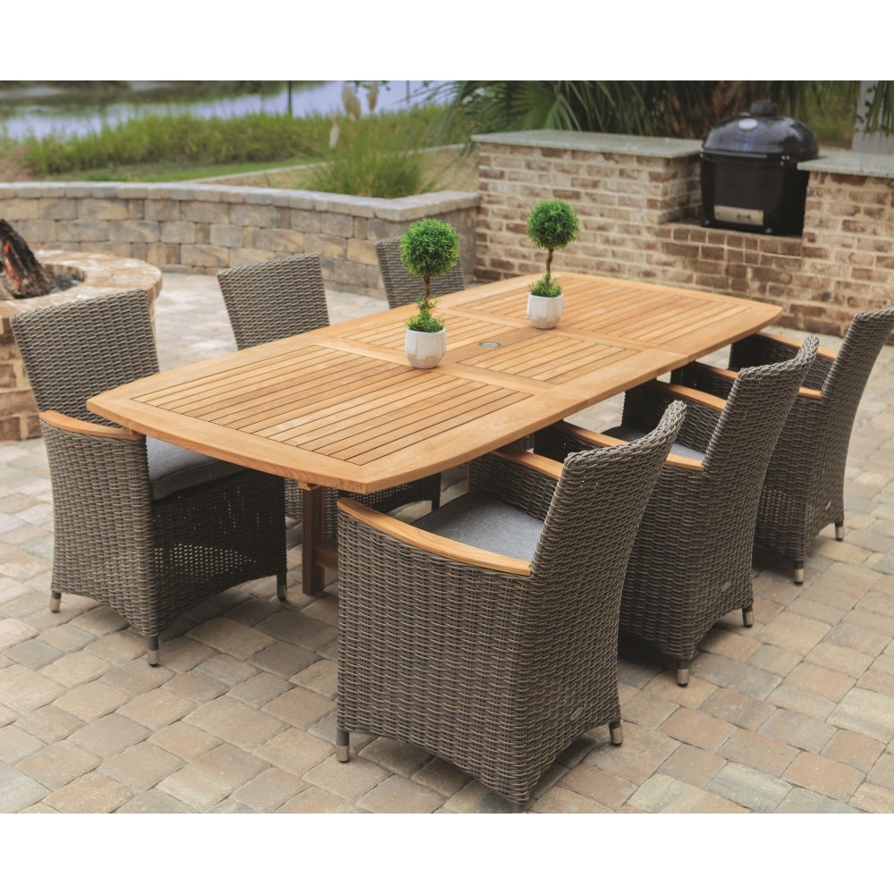 wicker outdoor dining